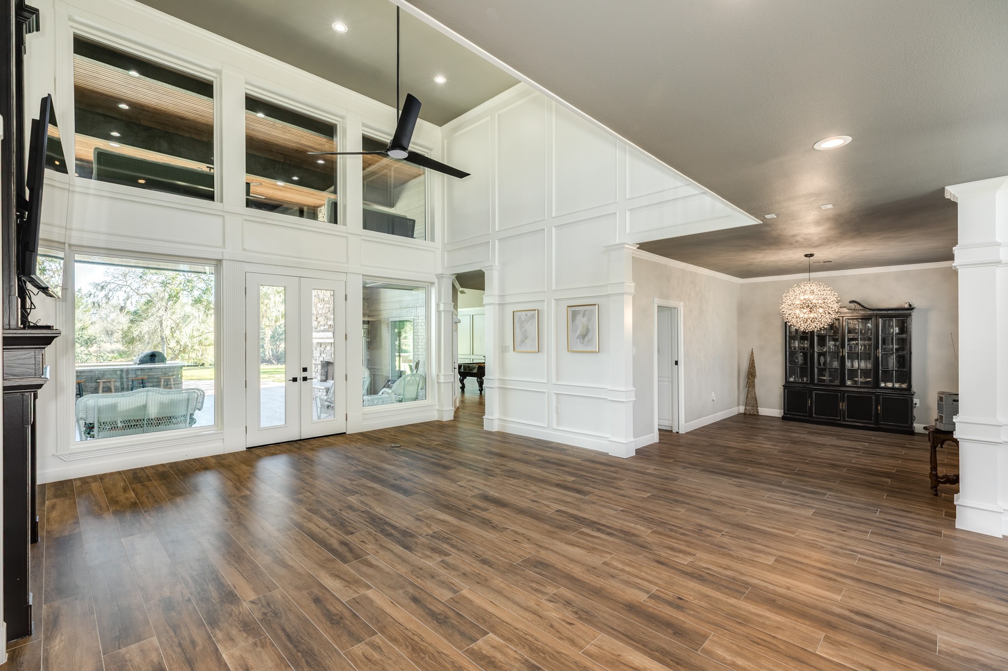 692 County Road 605 Angleton, TX 77515 - Photo 8 of 49