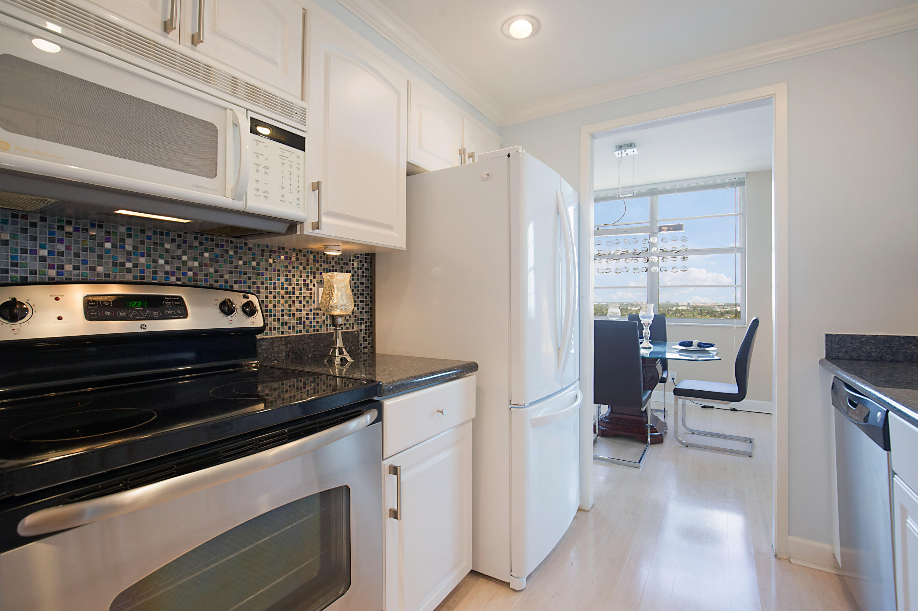 2121 North Ocean Boulevard, Unit 1409W Boca Raton, FL 33431 - Photo 12 of 45 BAMBOO FLOORS