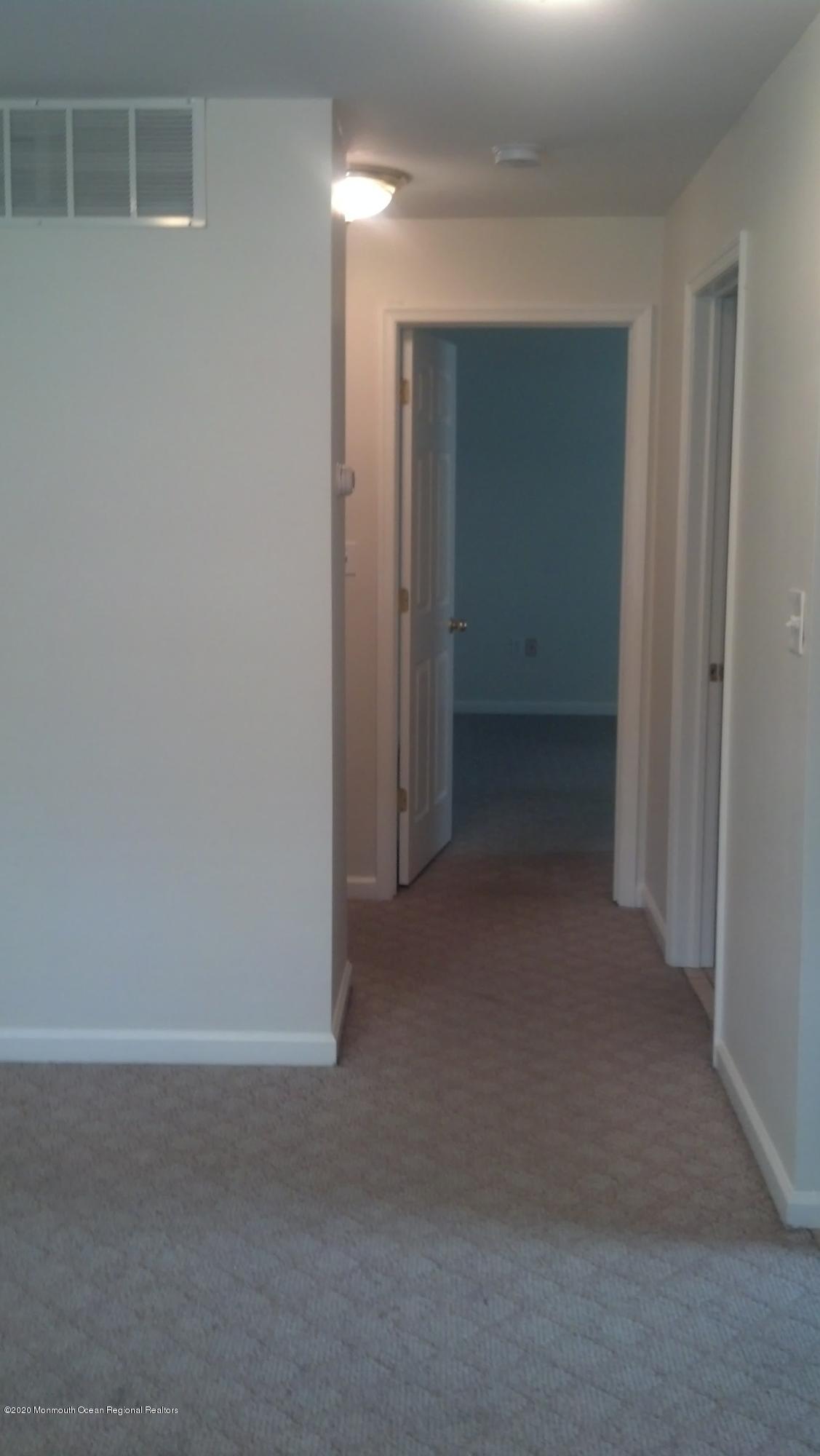 70 Broadway, Unit 1 Keyport, NJ 07735 - Photo 10 of 19 IMG_20140612_124216_719