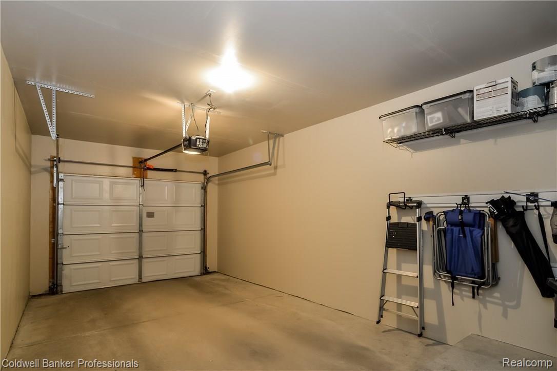 1940 Flagstone Circle, Unit 95 Rochester, MI 48307 - Photo 24 of 33 024-Garage-4271019-large.jpg