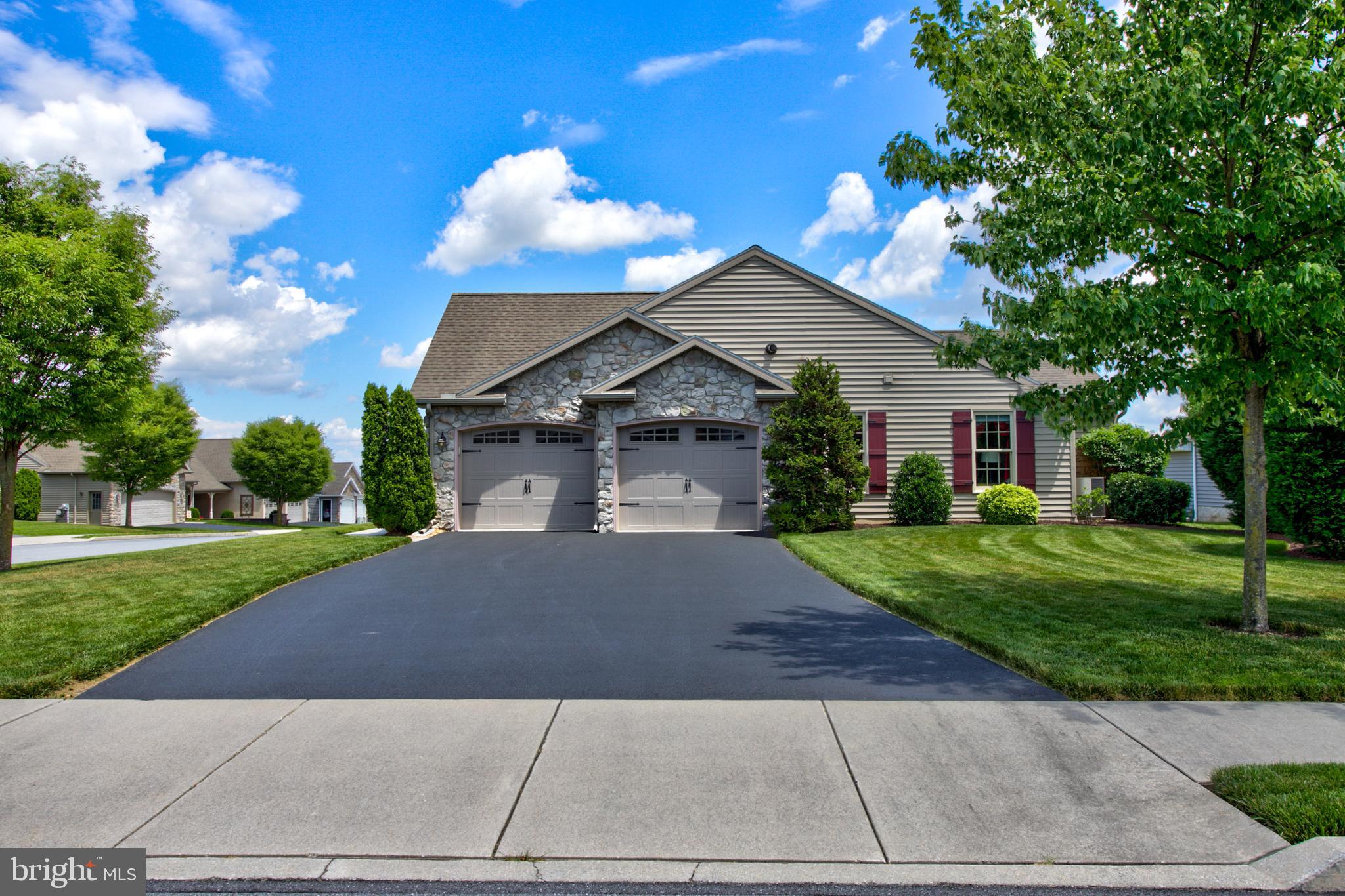 701 Heather Ridge Manheim, PA 17545 - Photo 5 of 40 Gallery Image 5