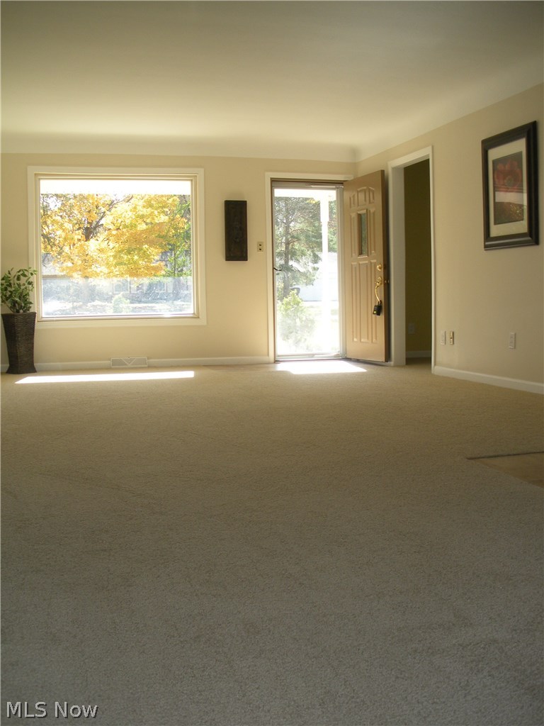 5531 Roy Road Cleveland, OH 44143 - Photo 7 of 15 Gallery Image 7