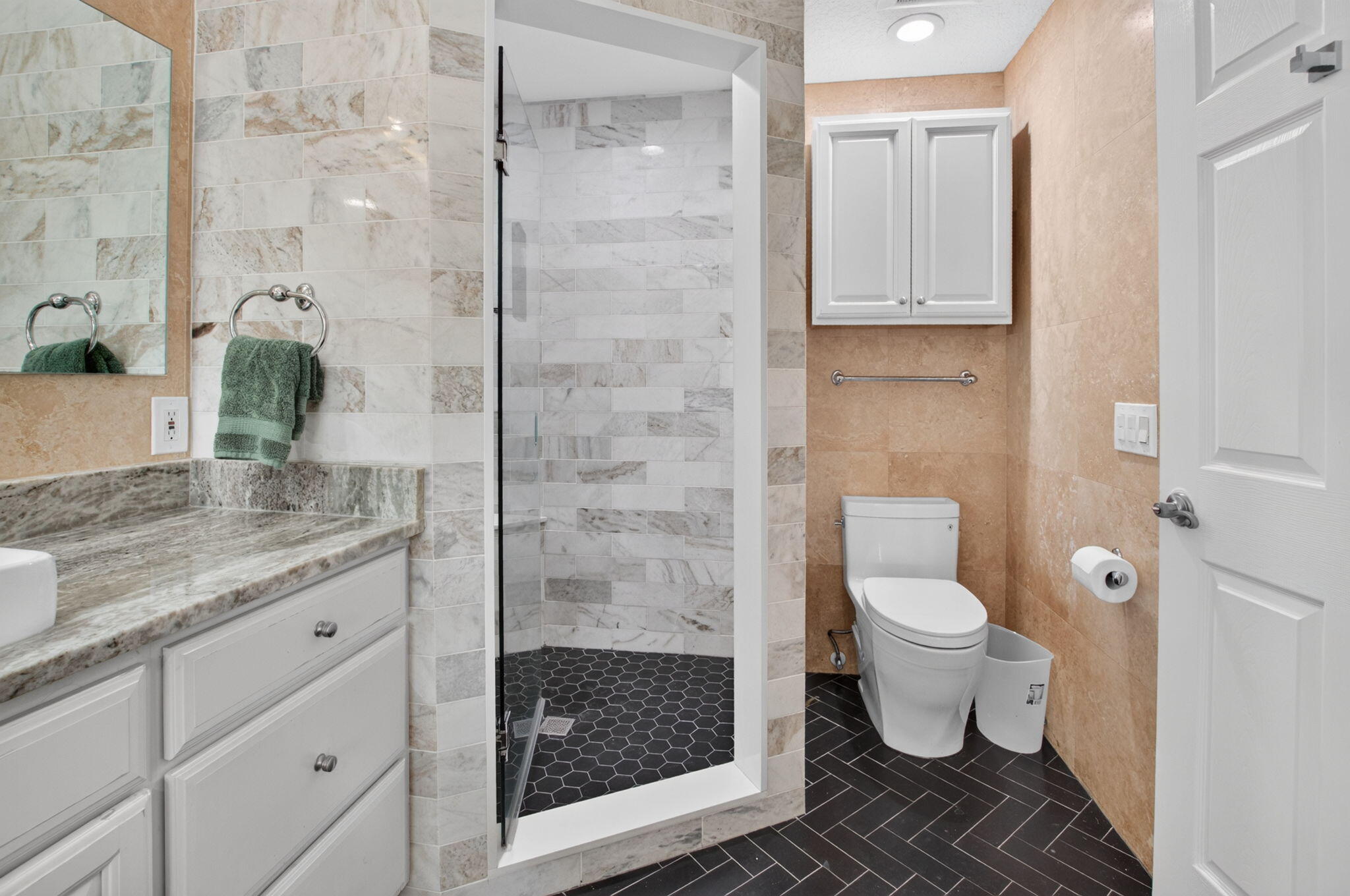 749 Southwest 2nd Street Boca Raton, FL 33486 - Photo 18 of 39 Primary Bath