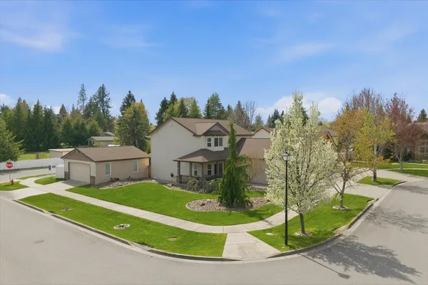 $825,000 | 621 East Round Up Circle, Hayden, ID 83835