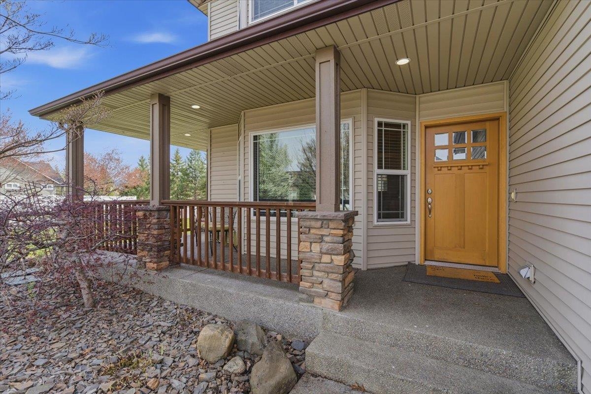 621 East Round Up Circle Hayden, ID 83835 - Photo 11 of 32