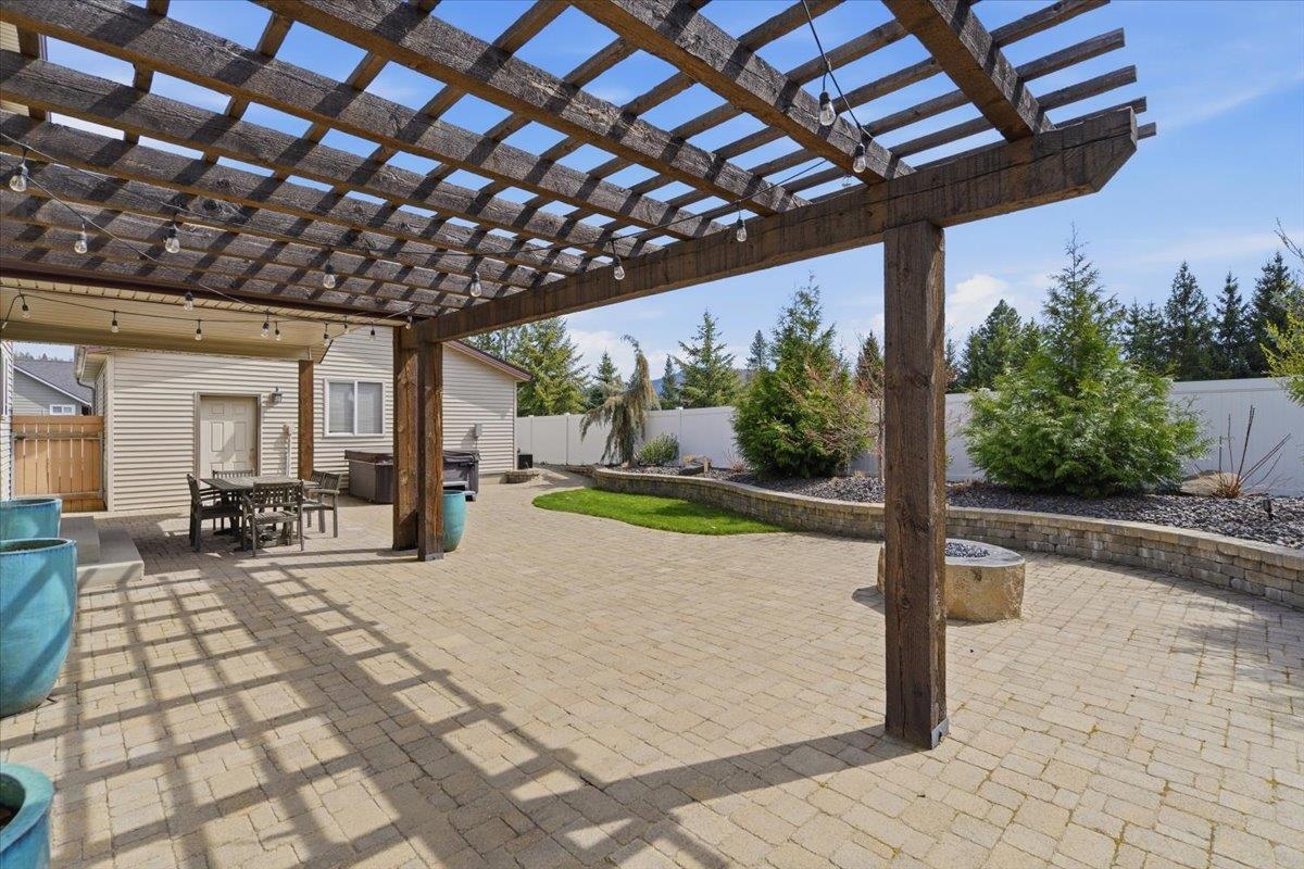 621 East Round Up Circle Hayden, ID 83835 - Photo 6 of 32