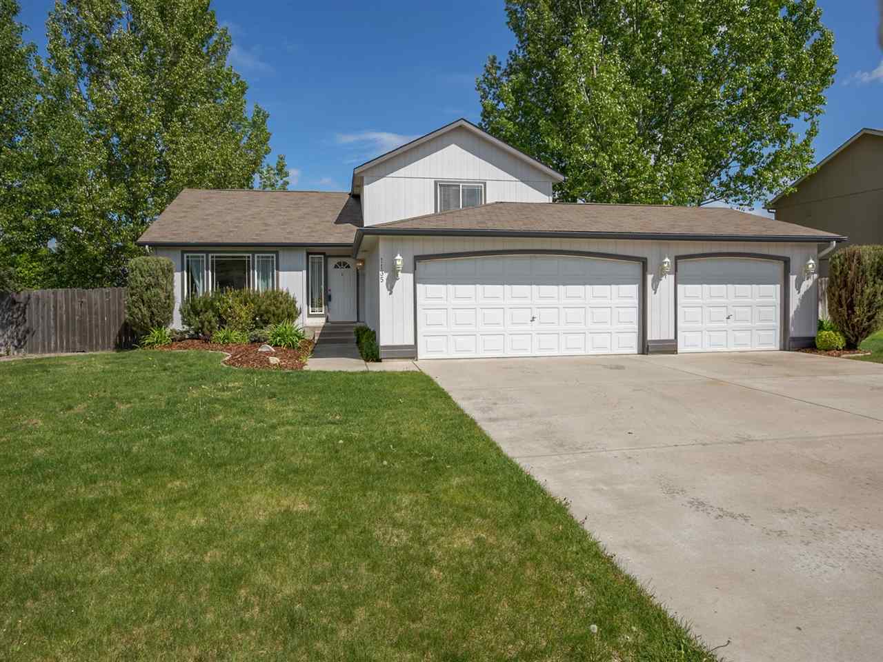 1135 South Moen Road Greenacres, WA 99016 - Photo 1 of 20 Gallery Image 1