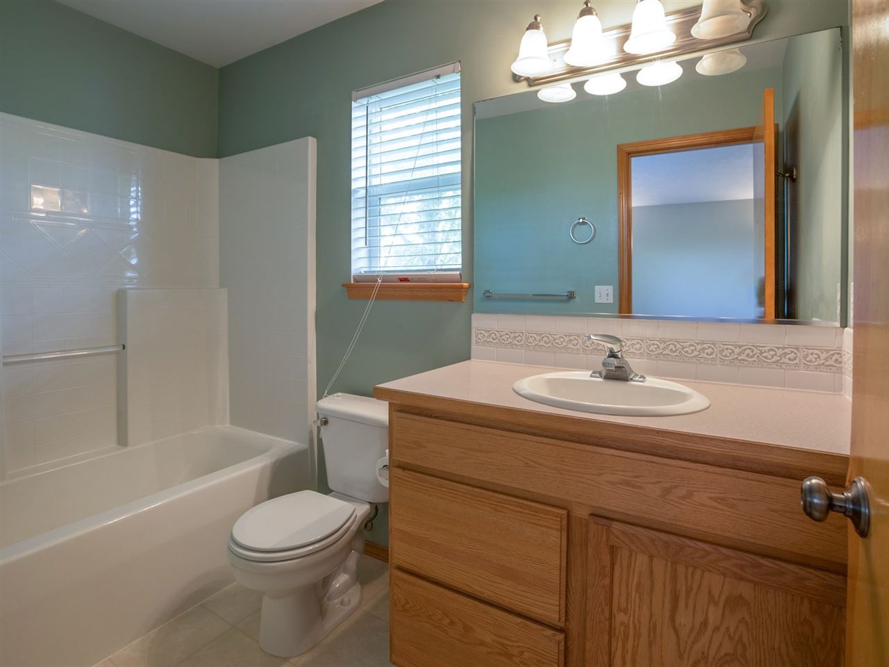 1135 South Moen Road Greenacres, WA 99016 - Photo 12 of 20 Gallery Image 12