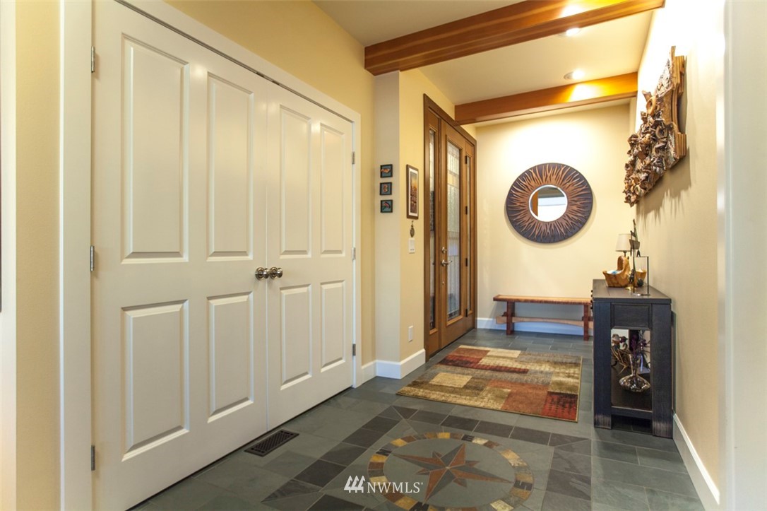 804 Fieldston Road Bellingham, WA 98225 - Photo 5 of 40 a view of an entryway door