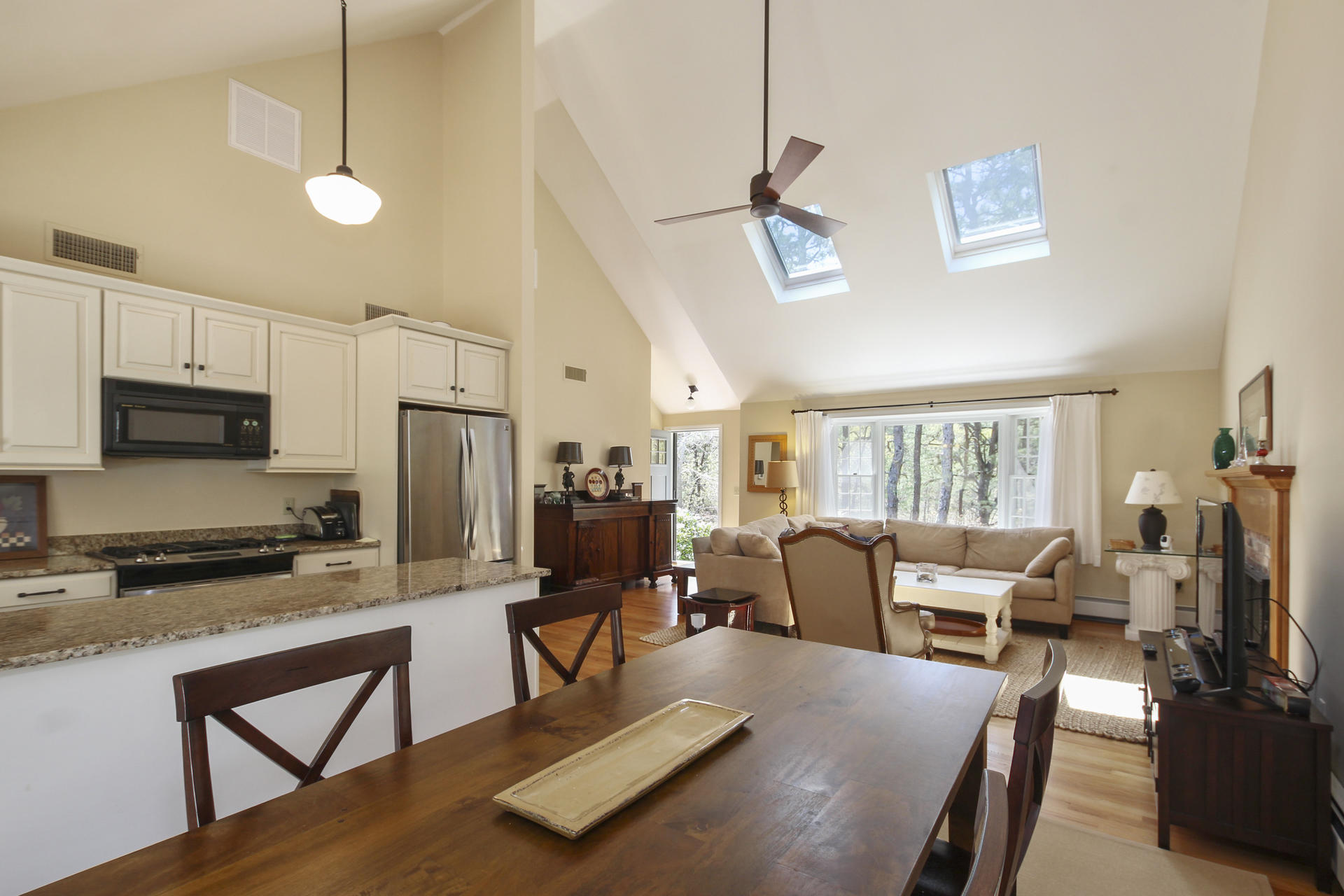 250 Old Chequessett Road Wellfleet, MA 02667 - Photo 9 of 27 010-photo-dining-room-7102176