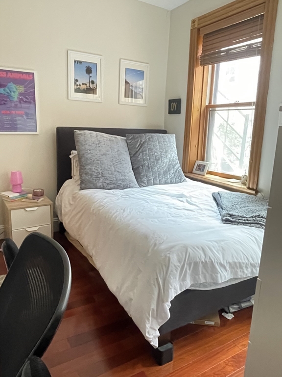59 Myrtle Street, Unit 5 Boston, MA 02114 - Photo 3 of 19