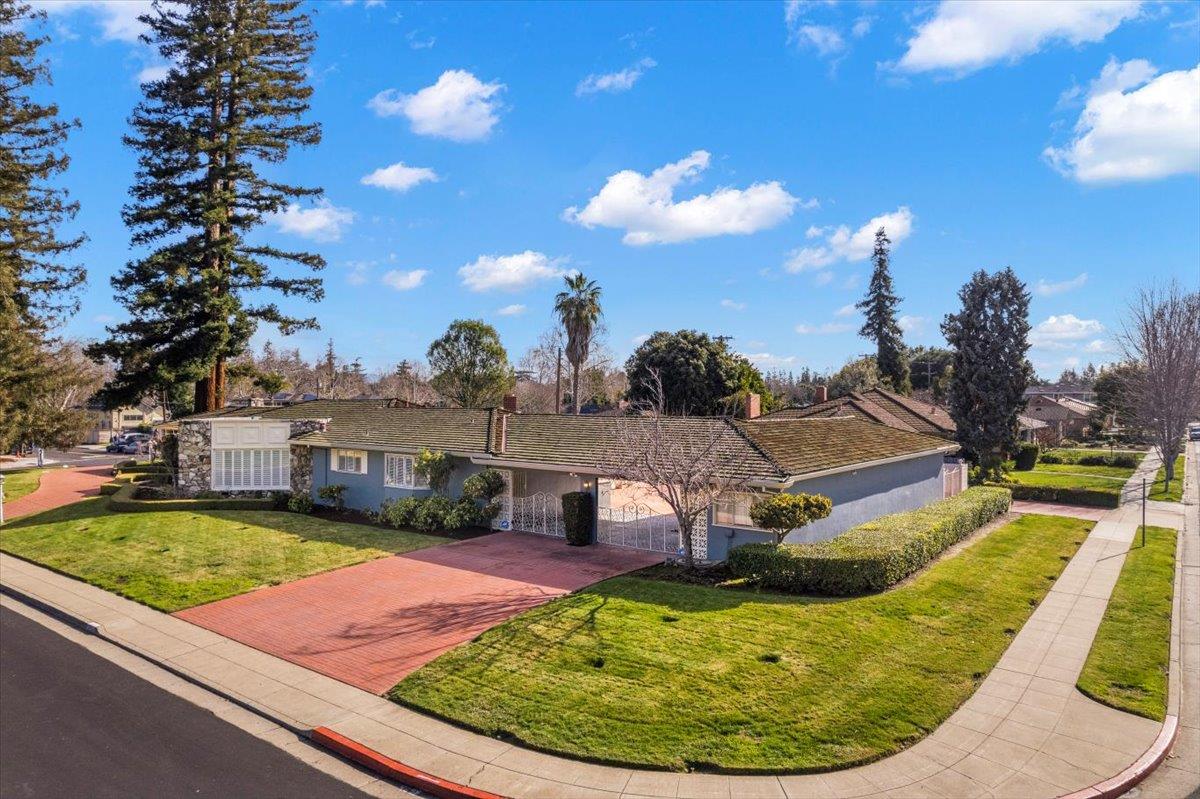 1215 Camino Ramon San Jose, CA 95125 - Photo 2 of 76 a view of a swimming pool with a kitchen