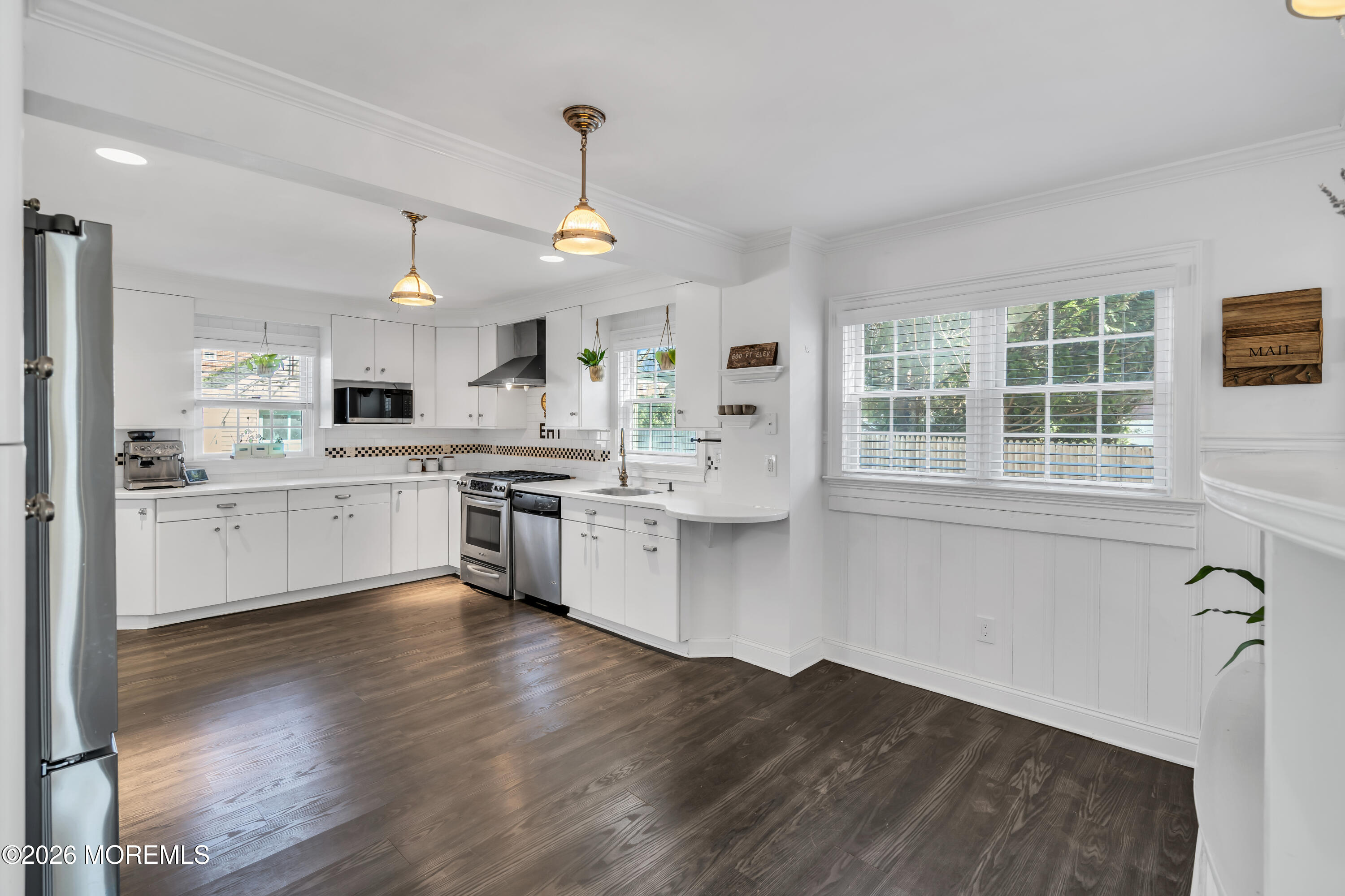 24 St Nicholas Place Red Bank, NJ 07701 - Photo 11 of 45 17-print-17-print-DSC09132