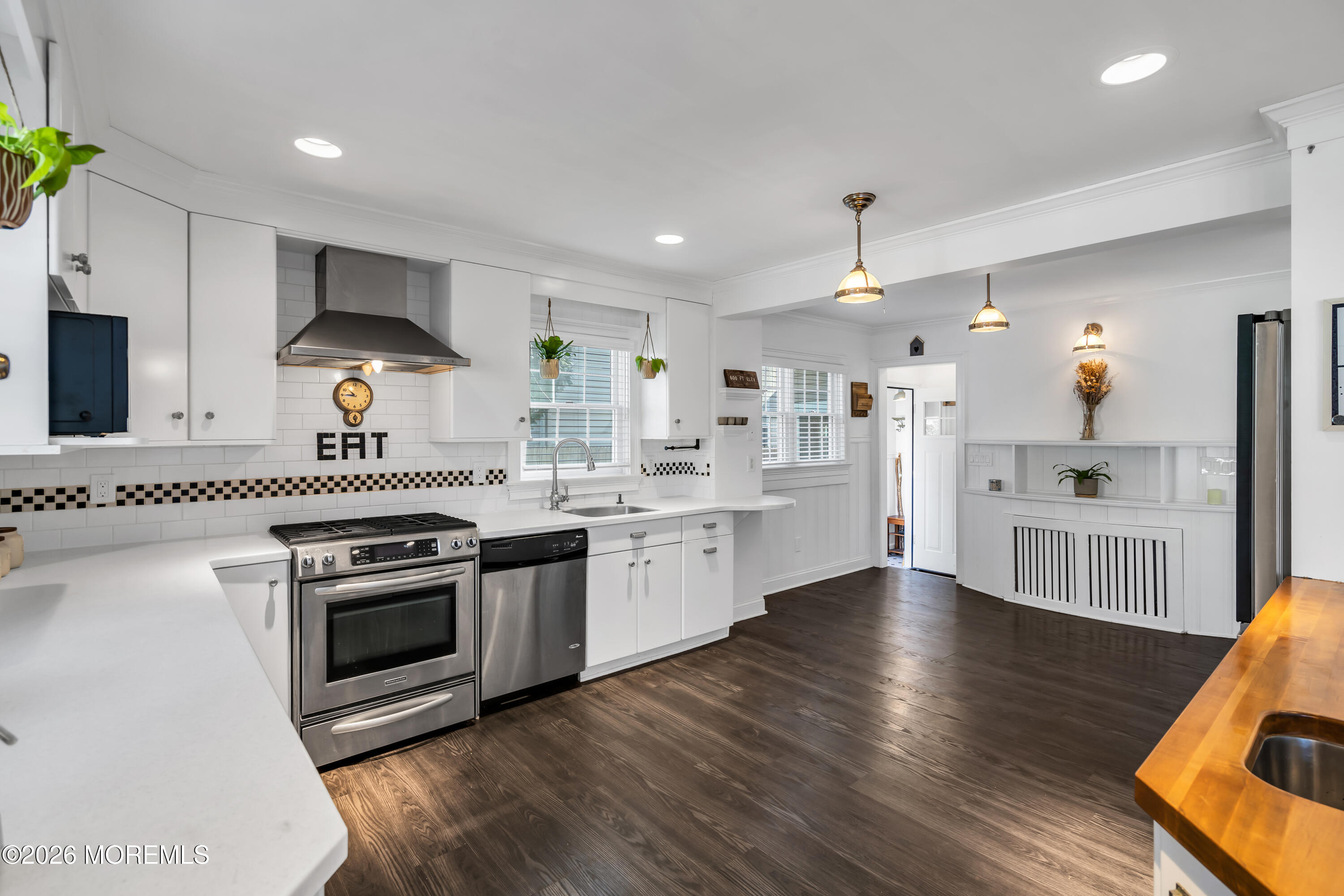 24 St Nicholas Place Red Bank, NJ 07701 - Photo 18 of 45 14-print-14-print-DSC09142