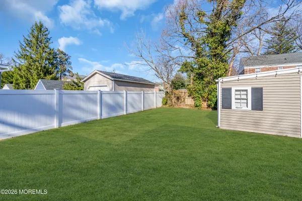 $4,500 | 24 St Nicholas Place, Red Bank, NJ 07701