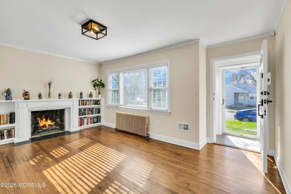 $4,500 | 24 St Nicholas Place, Red Bank, NJ 07701