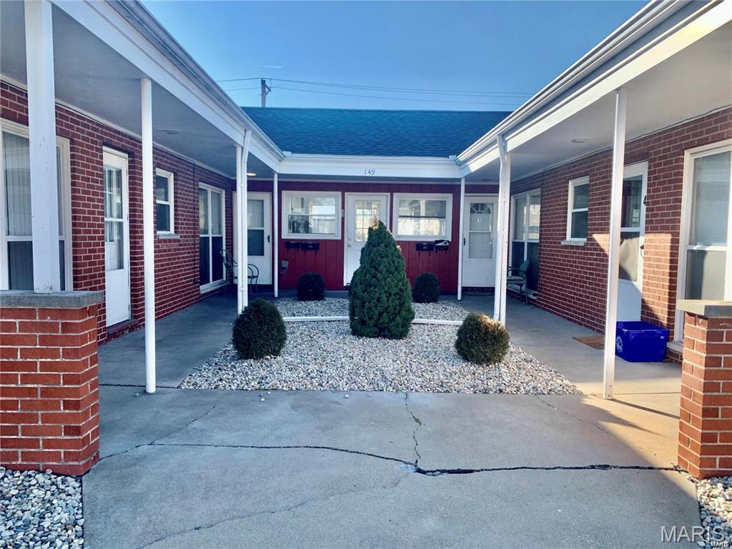 149 Haller Avenue, Unit 2 East Alton, IL 62024 - Photo 1 of 9