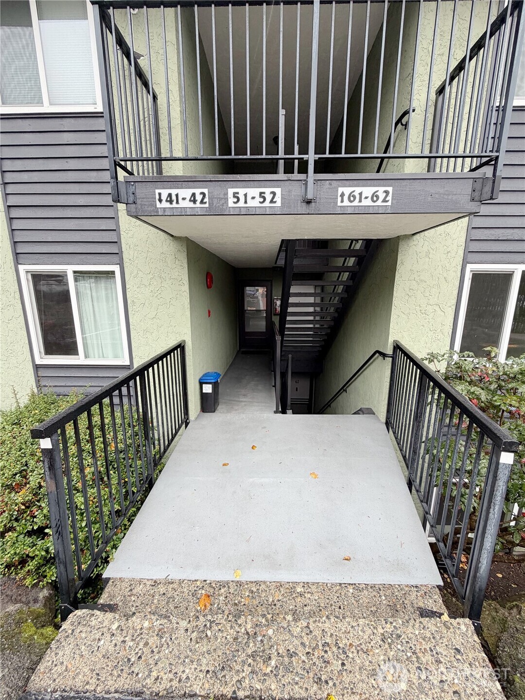 615 75th Street Southeast, Unit C52 Everett, WA 98203 - Photo 2 of 19