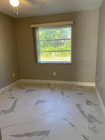 $3,800 | 175 Southeast 27th Place, Boynton Beach, FL 33435