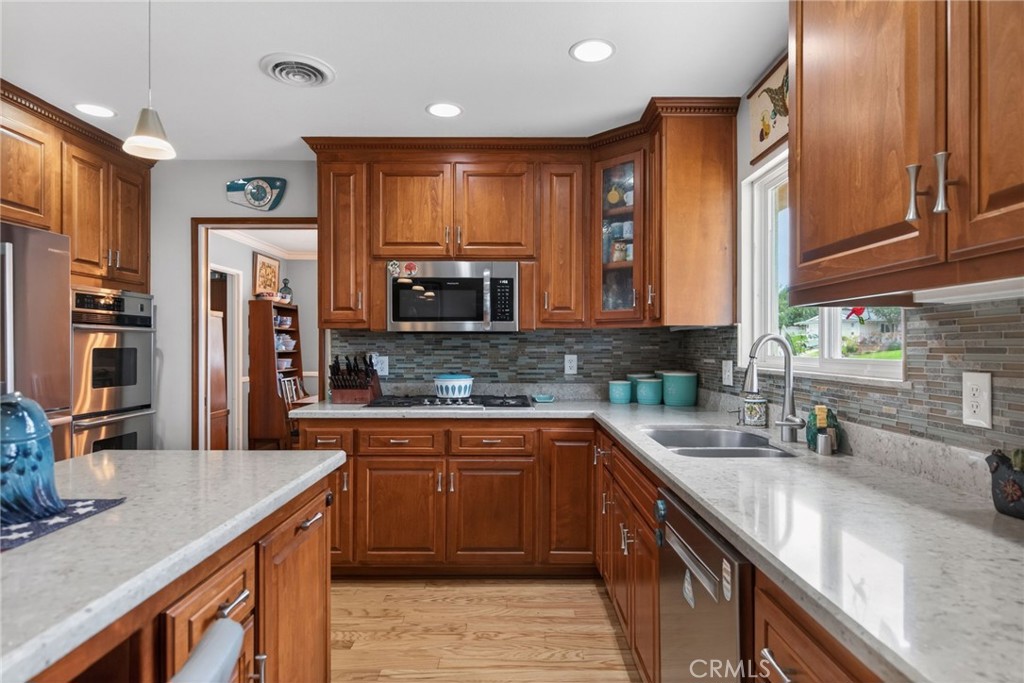 5323 Falkirk Avenue Riverside, CA 92506 - Photo 16 of 43
