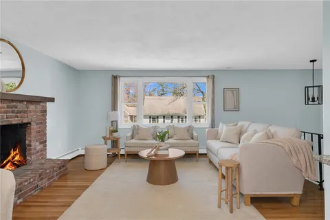 $599,000 | 6 Acre Avenue, Barrington, RI 02806