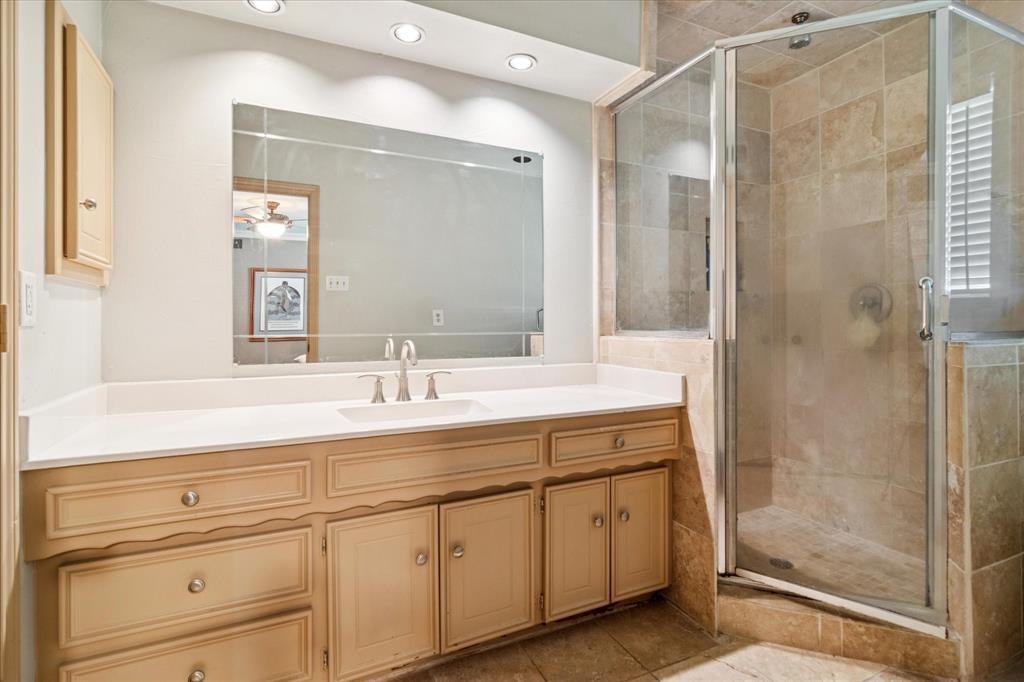 4005 Kerr Circle Farmers Branch, TX 75244 - Photo 17 of 25