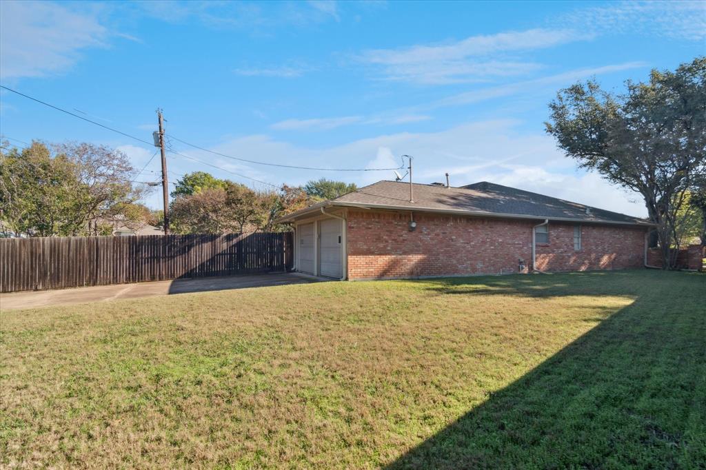 4005 Kerr Circle Farmers Branch, TX 75244 - Photo 21 of 25