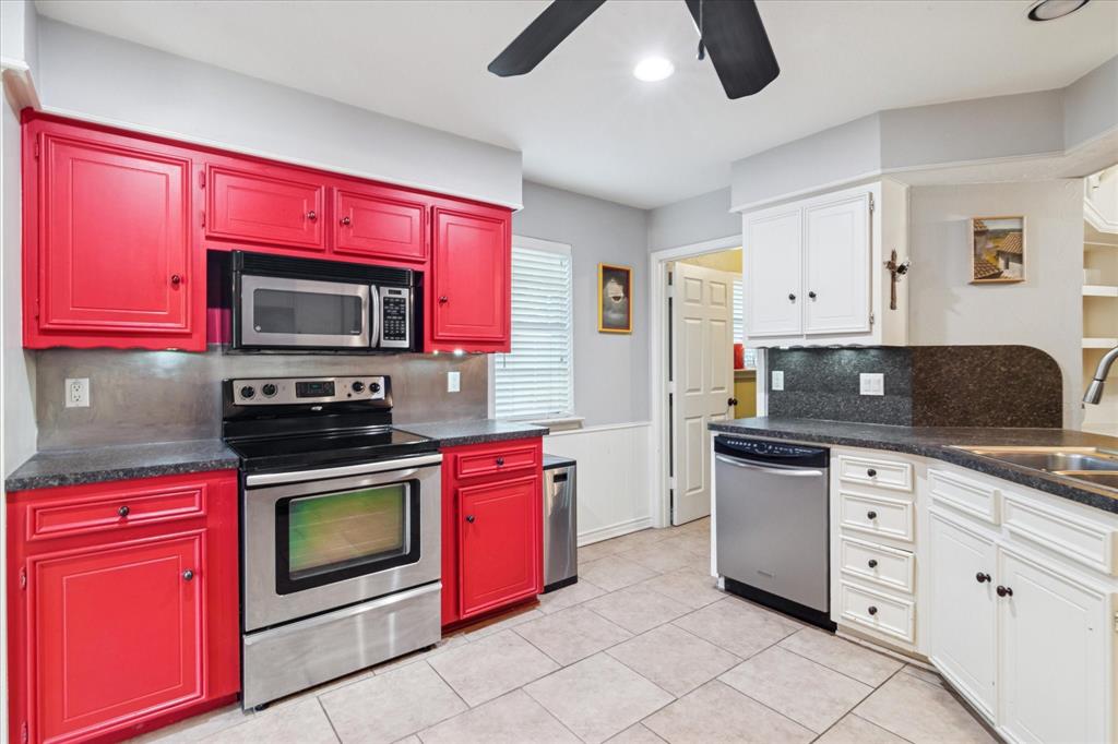 4005 Kerr Circle Farmers Branch, TX 75244 - Photo 6 of 25