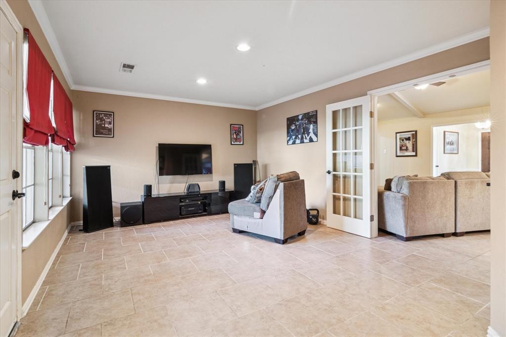 4005 Kerr Circle Farmers Branch, TX 75244 - Photo 10 of 25