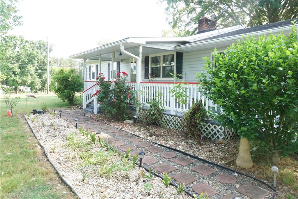 4052 Wyo Road Yadkinville, NC 27055 - Photo 2 of 22 Gallery Image 2