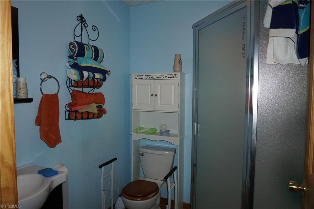 4052 Wyo Road Yadkinville, NC 27055 - Photo 13 of 22 Gallery Image 13