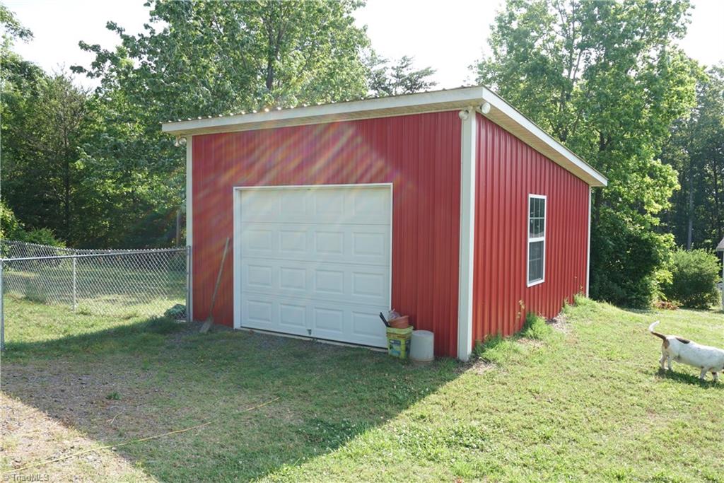 4052 Wyo Road Yadkinville, NC 27055 - Photo 20 of 22 Gallery Image 20