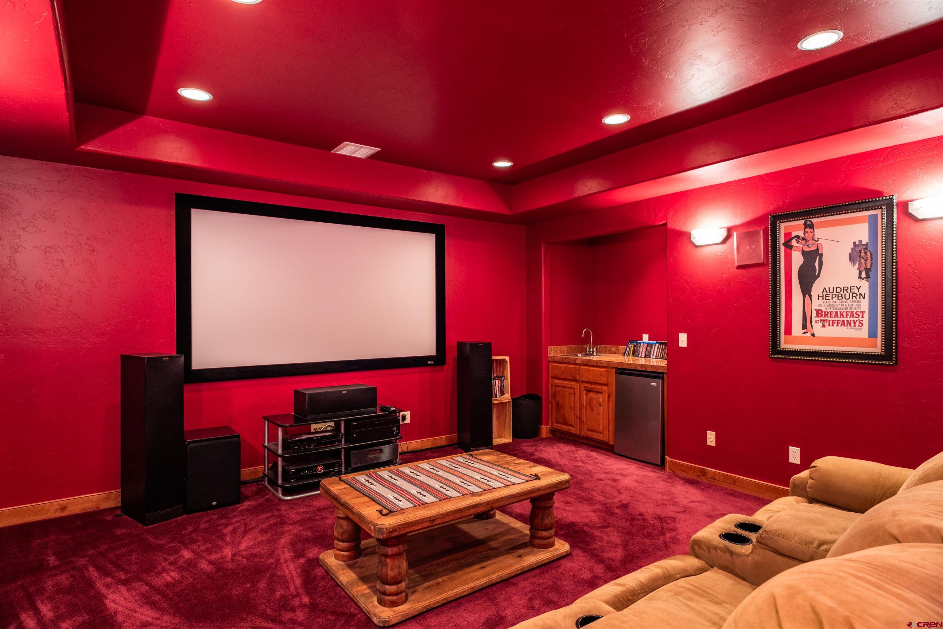 2550 Destination Ranch Road Durango, CO 81301 - Photo 14 of 45 a room with furniture and screen