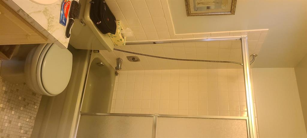 320 Southwest 1st Street, Unit D 6 Pompano Beach, FL 33060 - Photo 2 of 9