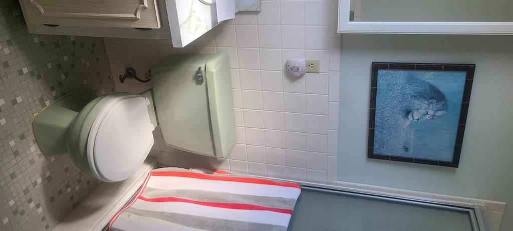 320 Southwest 1st Street, Unit D 6 Pompano Beach, FL 33060 - Photo 3 of 9