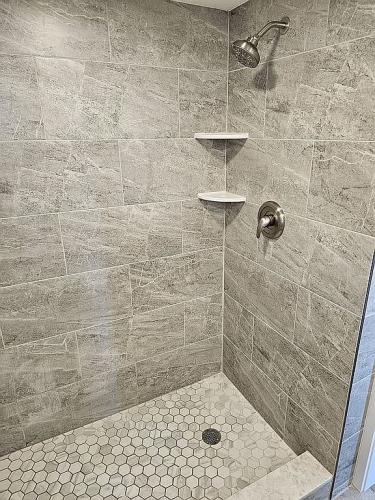 4725 Cove Circle, Unit 1002 St. Petersburg, FL 33708 - Photo 18 of 64