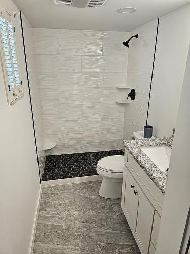 4725 Cove Circle, Unit 1002 St. Petersburg, FL 33708 - Photo 32 of 64