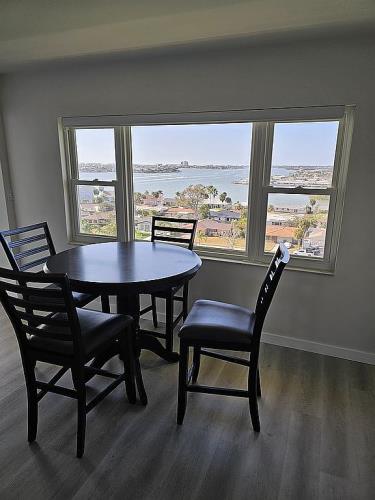 4725 Cove Circle, Unit 1002 St. Petersburg, FL 33708 - Photo 7 of 64
