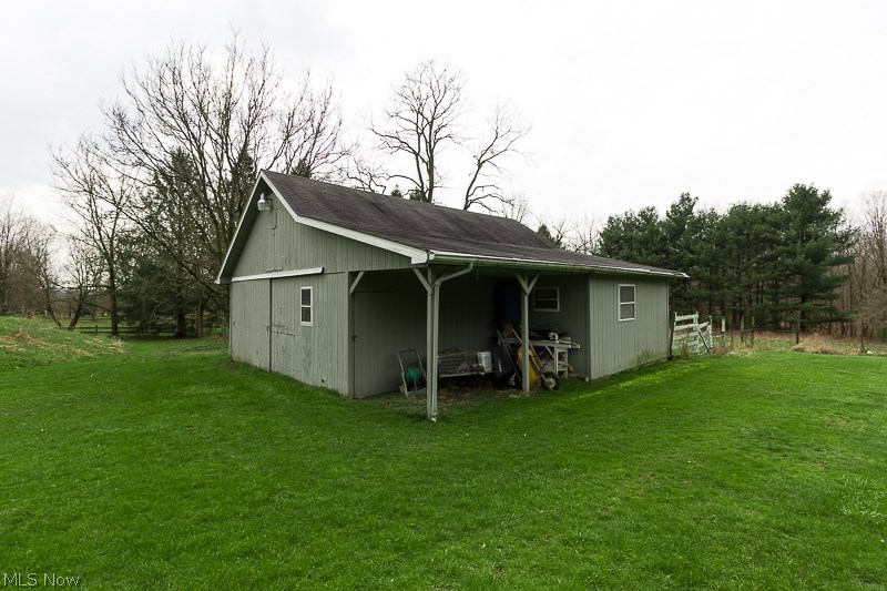 5830 Beach Road Wadsworth, OH 44281 - Photo 5 of 32 Gallery Image 5