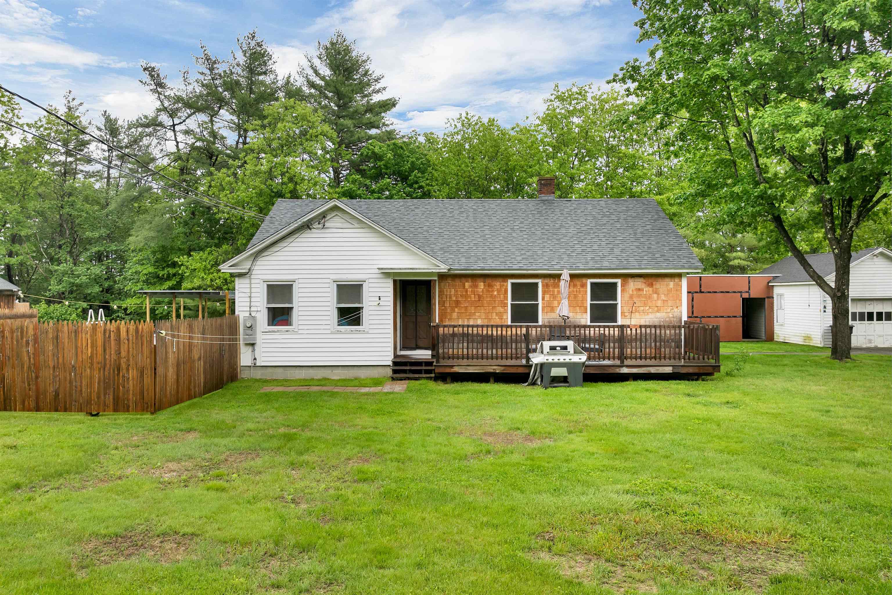 341 Hill Road Franklin, NH 03235 - Photo 2 of 60