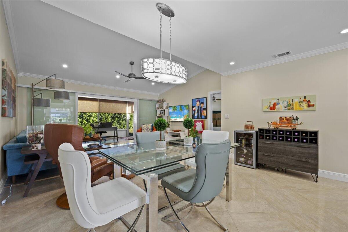 102 Doe Trail Jupiter, FL 33458 - Photo 9 of 21 Dining Area
