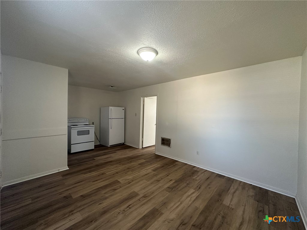 471 Lutheran Church Road, Unit 473 Copperas Cove, TX 76522 - Photo 3 of 6