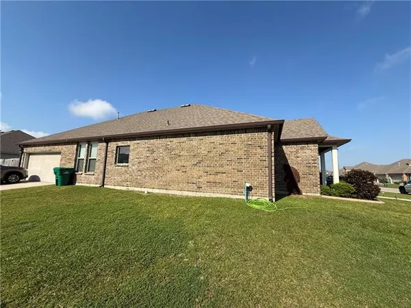 $2,400 | 289 Grand Isle Court, Slidell, LA 70461