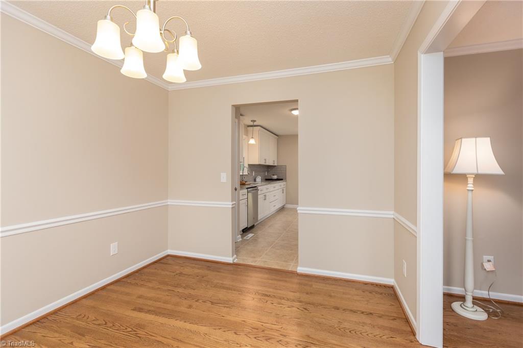 6912 Bridgewood Road Clemmons, NC 27012 - Photo 4 of 30 Gallery Image 4
