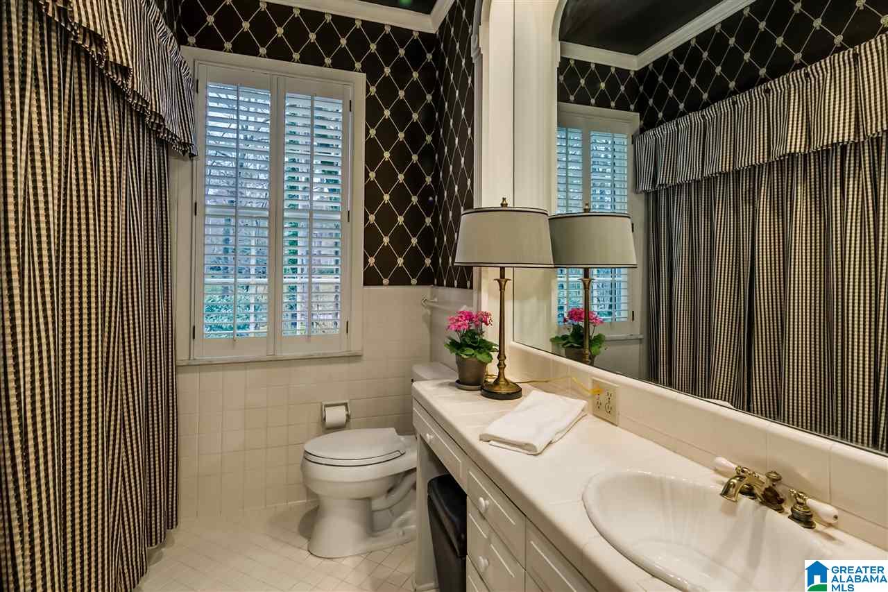 3101 Brookwood Road Birmingham, AL 35223 - Photo 23 of 43