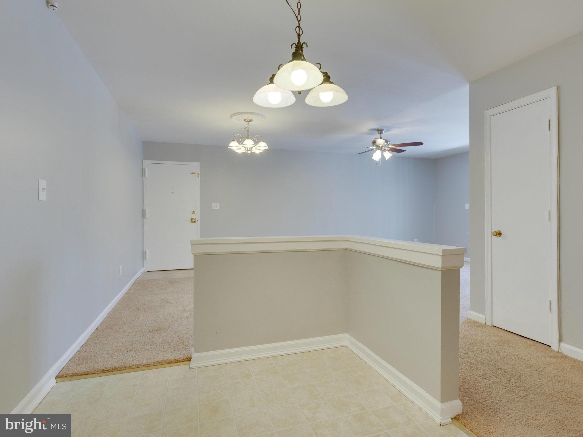 5900 Kingsford Road, Unit H Springfield, VA 22152 - Photo 15 of 30 Nice Eat-in