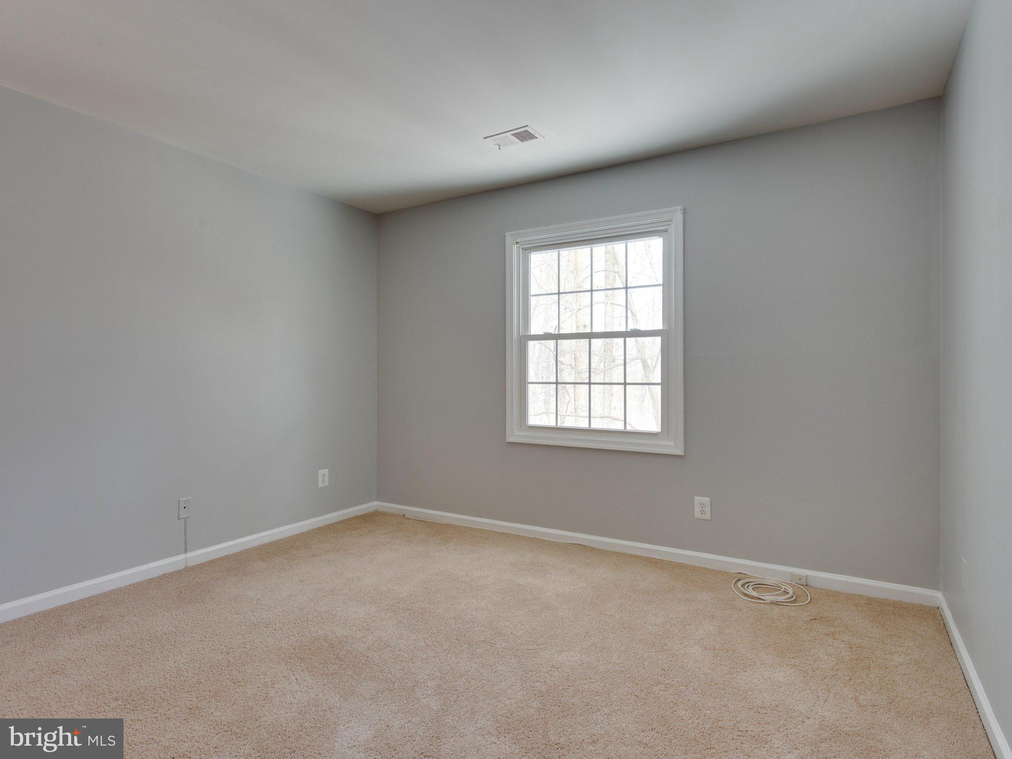 5900 Kingsford Road, Unit H Springfield, VA 22152 - Photo 18 of 30 Bedroom