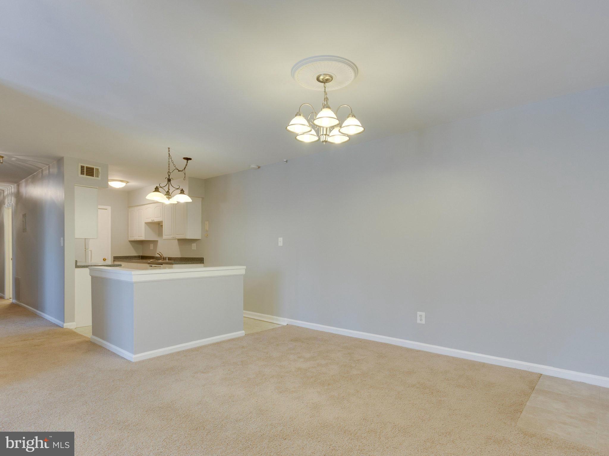 5900 Kingsford Road, Unit H Springfield, VA 22152 - Photo 4 of 30 Open Dining and Kitchen