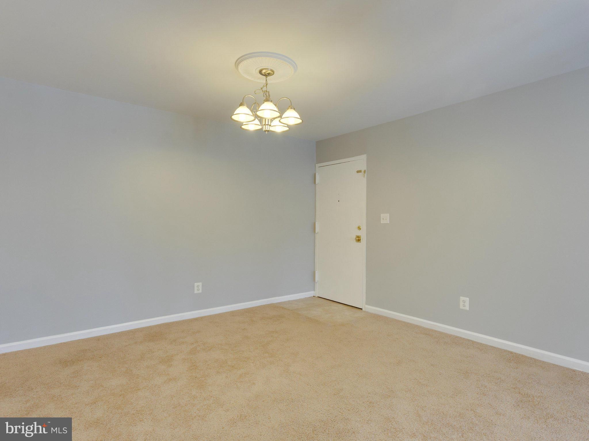 5900 Kingsford Road, Unit H Springfield, VA 22152 - Photo 8 of 30 Dining Room