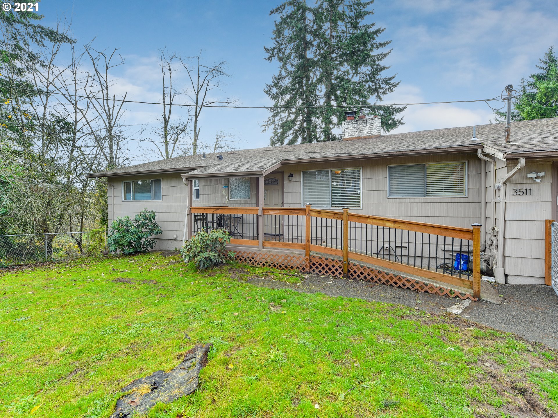 3511 Columbia Heights Road Longview, WA 98632 - Photo 2 of 32 Gallery Image 2